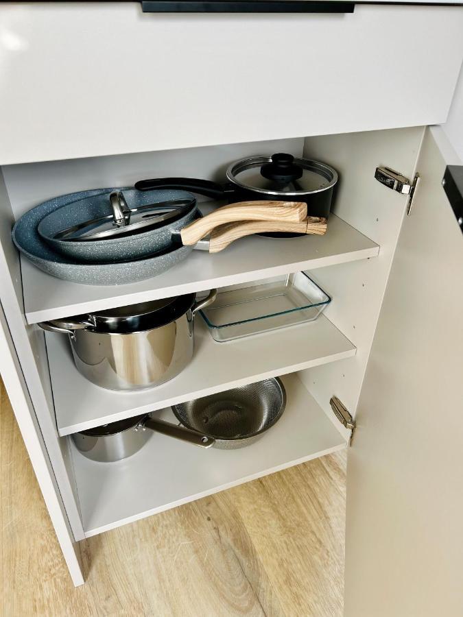 Modern 1 Bdr + Balcony + Free Parking + Ac + Pool Apartman L'Isle-d'Abeau Kültér fotó