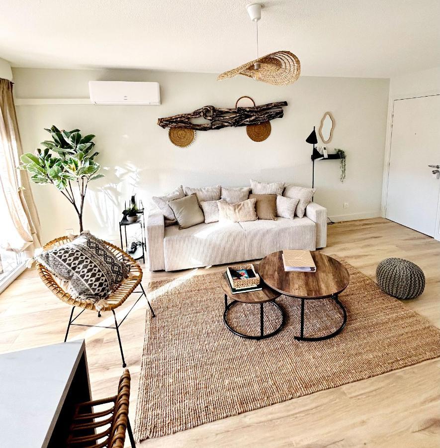 Modern 1 Bdr + Balcony + Free Parking + Ac + Pool Apartman L'Isle-d'Abeau Kültér fotó