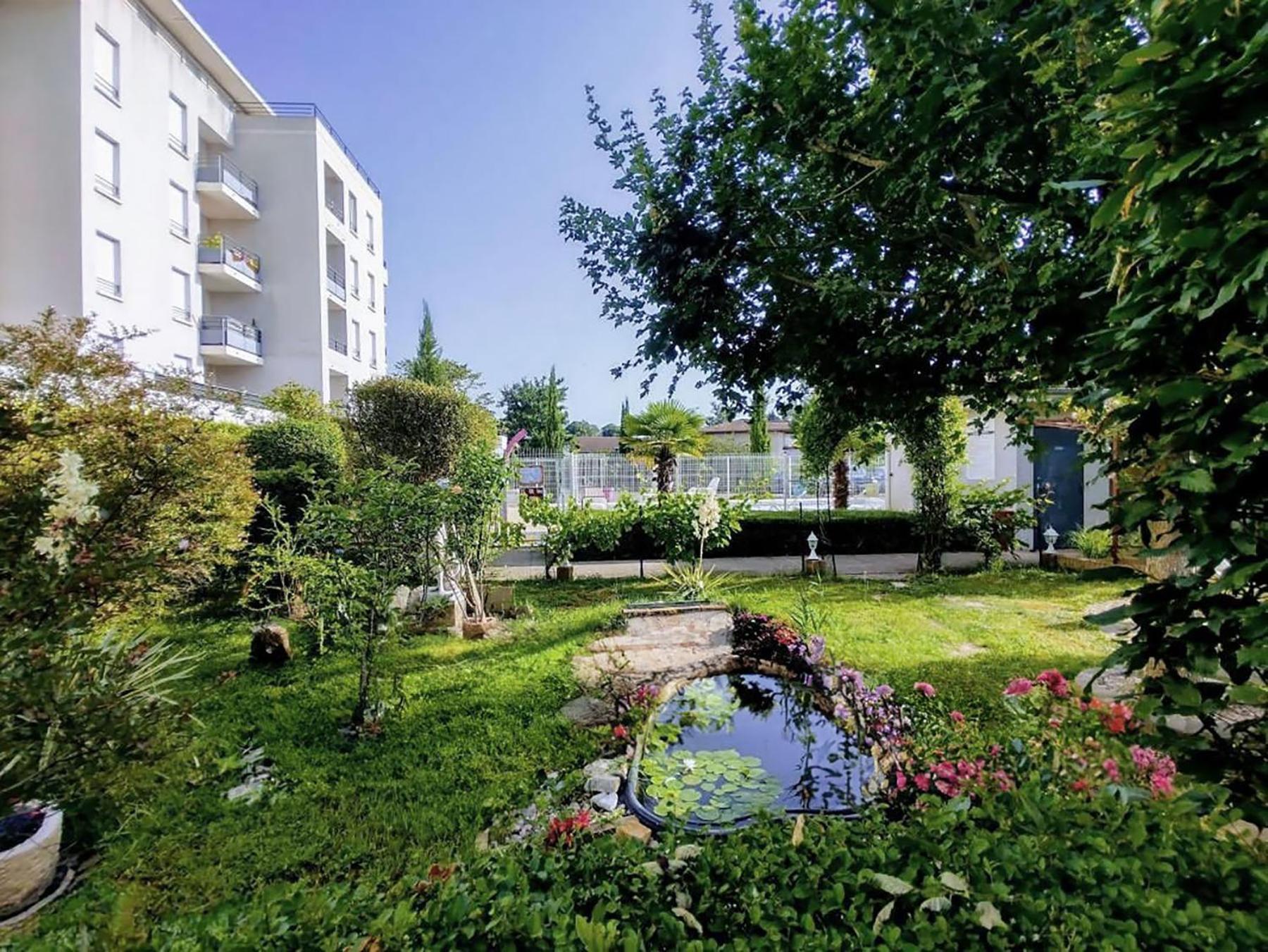 Modern 1 Bdr + Balcony + Free Parking + Ac + Pool Apartman L'Isle-d'Abeau Kültér fotó